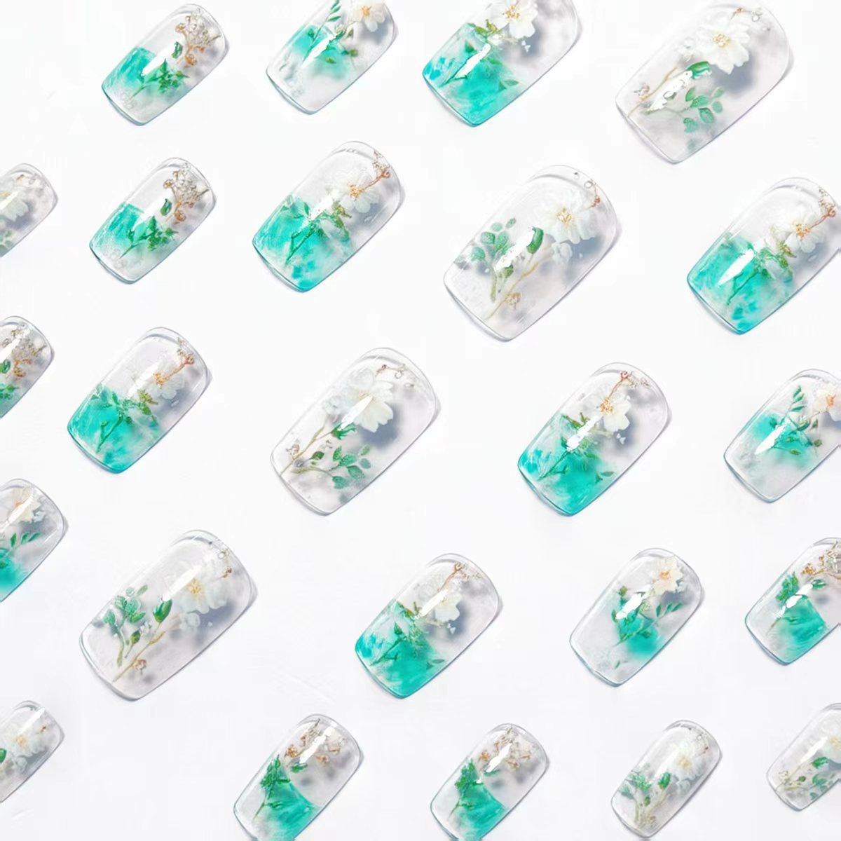 Średnie sztuczne paznokcie dla – Nail Art Press On recenzja i cena